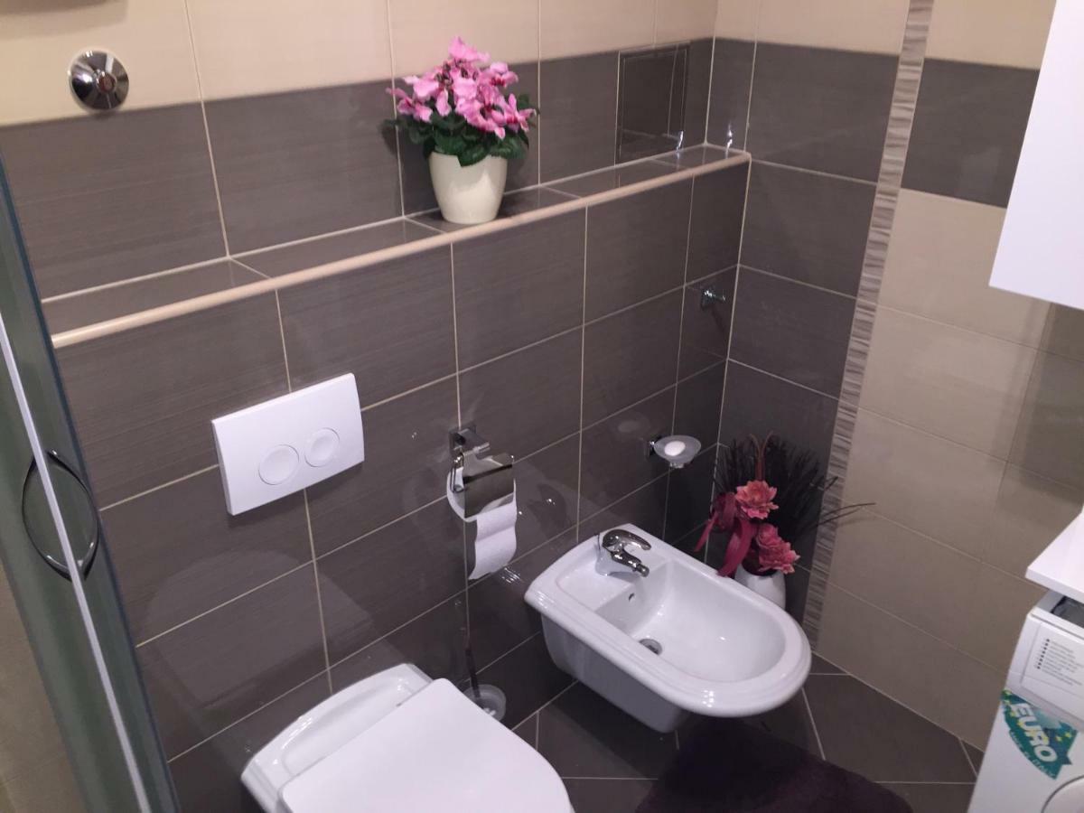 Apartment Trstenik スプリト エクステリア 写真