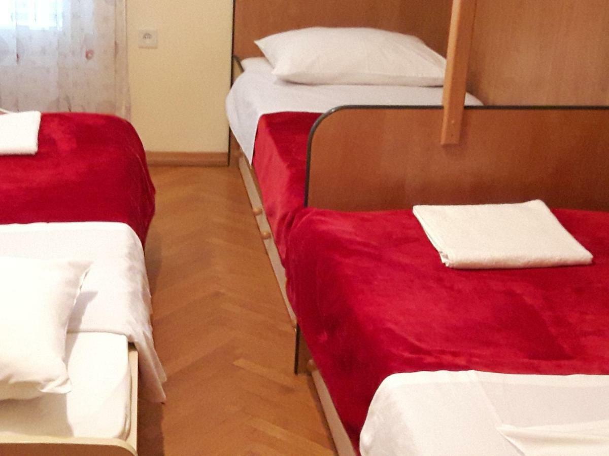 Apartment Trstenik スプリト エクステリア 写真