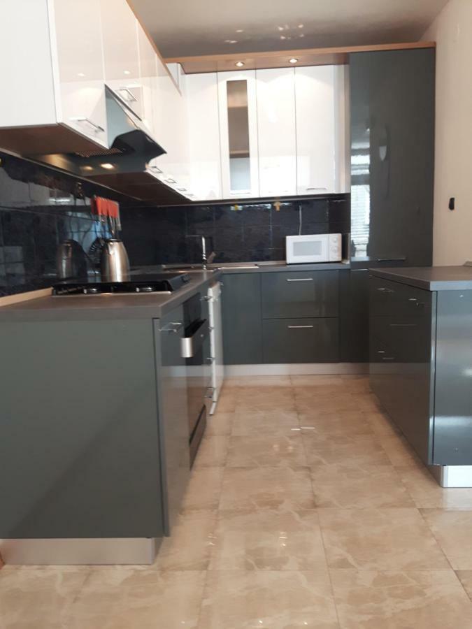 Apartment Trstenik スプリト エクステリア 写真